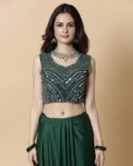 Women Striped Georgette Saree with Embellished Blouse - Image 3